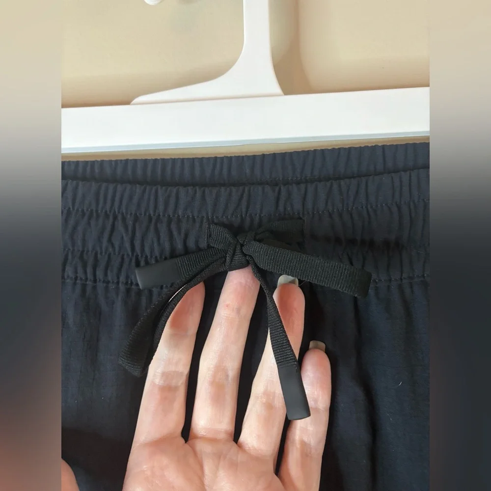 All In Motion Black Ripstop Drawstring Pants - Picture 3 of 13